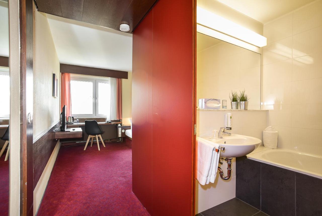 Kontaktlos Hotel Am Kappelberg Kontaktlos Fellbach Exteriér fotografie